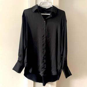 Dynamite silky black blouse